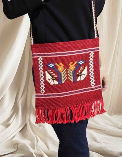 Traditional Karacakılavuz Dimi Hand Woven Bag / Saddlebag 30 x 35 cm with PGI
